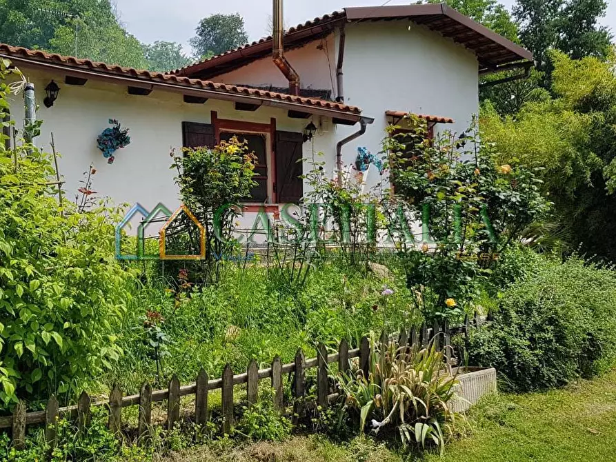 Immagine 43 di Villa in vendita  in via vignole 3 a Montafia