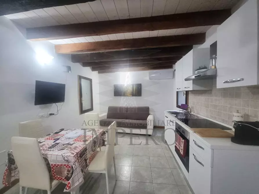 Immagine 5 di Bilocale in vendita  in Via San Bartolomeo 15a a Apricale