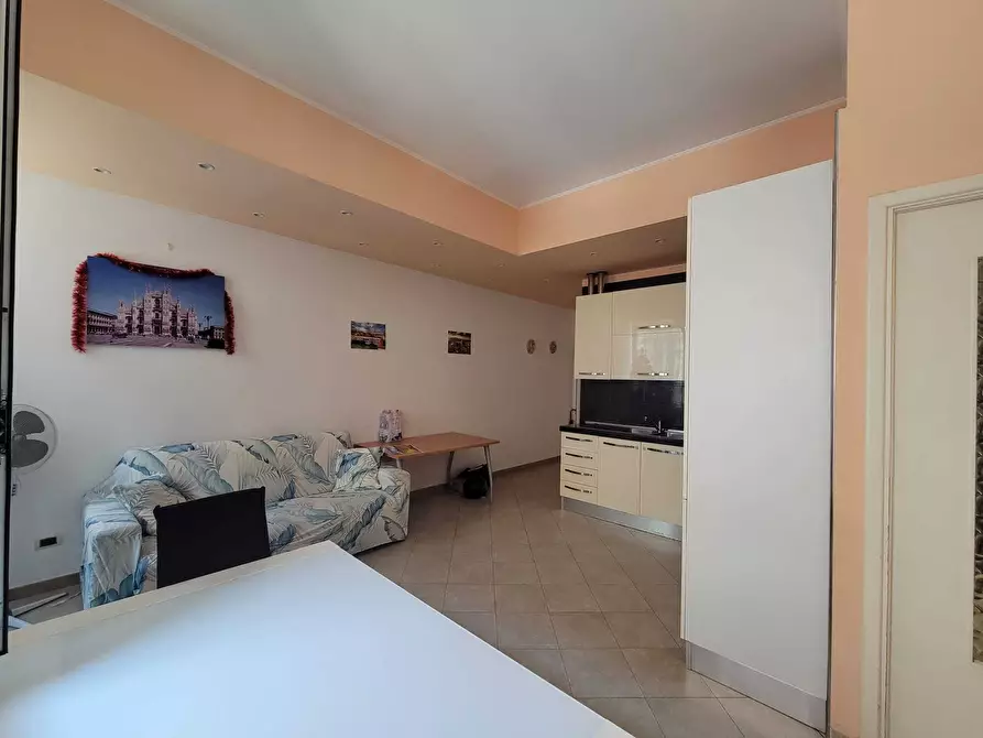 Immagine 6 di Trilocale in vendita  in Via Metella 1 a Ventimiglia