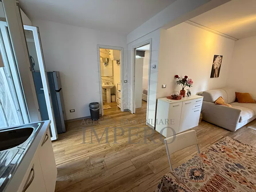 Immagine 5 di Bilocale in vendita  in Via Gianchette 10 a Ventimiglia