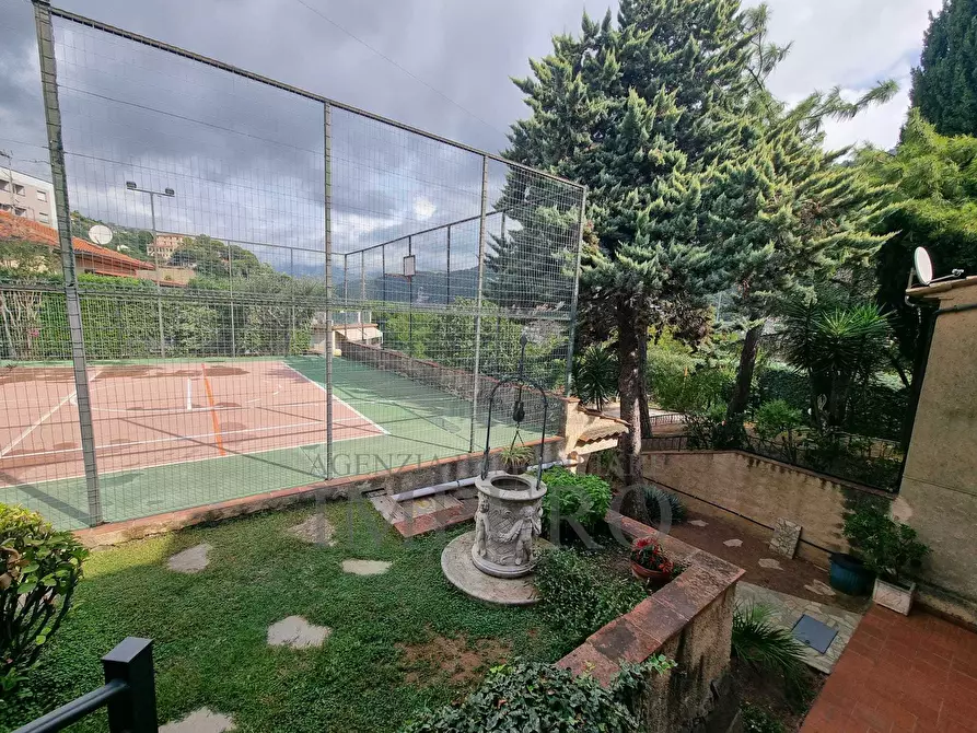 Immagine 34 di Villa in vendita  in Via Gallardi 63 a Ventimiglia