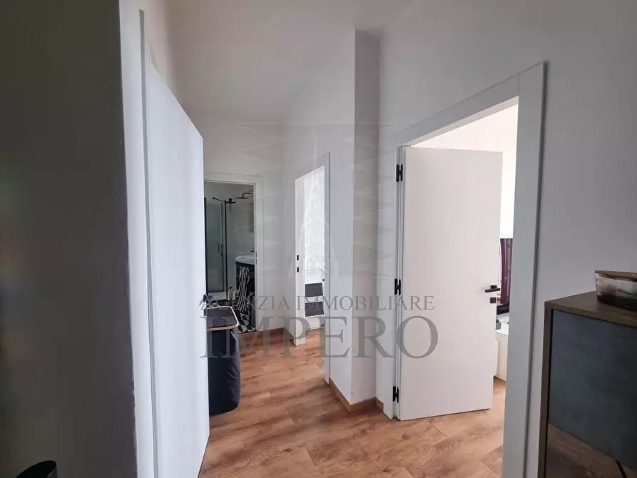 Immagine 3 di Trilocale in vendita  in Passeggiata Cavallotti 59 a Ventimiglia