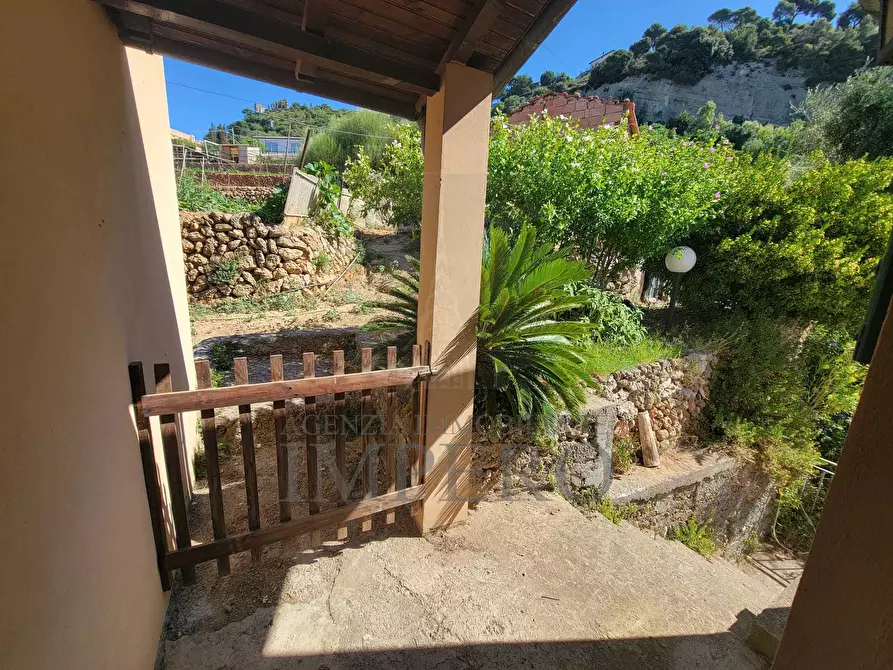 Immagine 44 di Villa in vendita  in Via alle Ville 12 a Ventimiglia