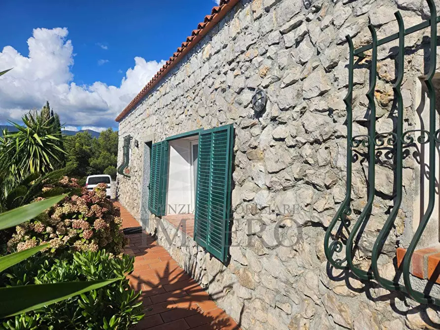 Immagine 33 di Villa in vendita  in Via Woronof a Ventimiglia
