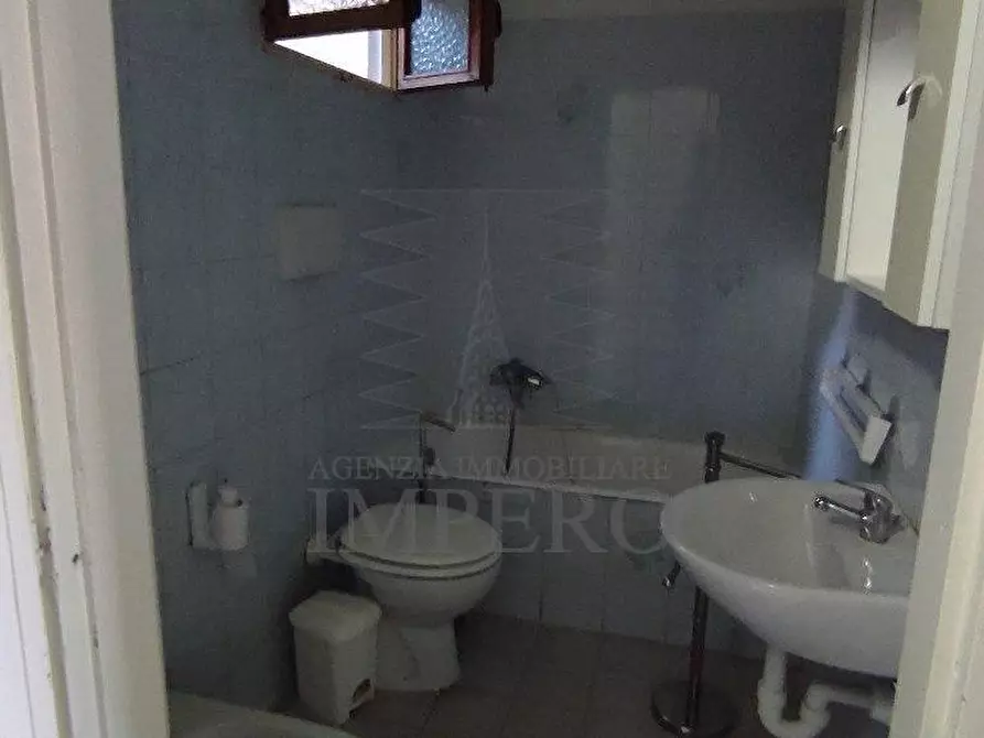 Immagine 26 di Pentalocale in vendita  in Via Paolo Gibelli 1 a Ventimiglia