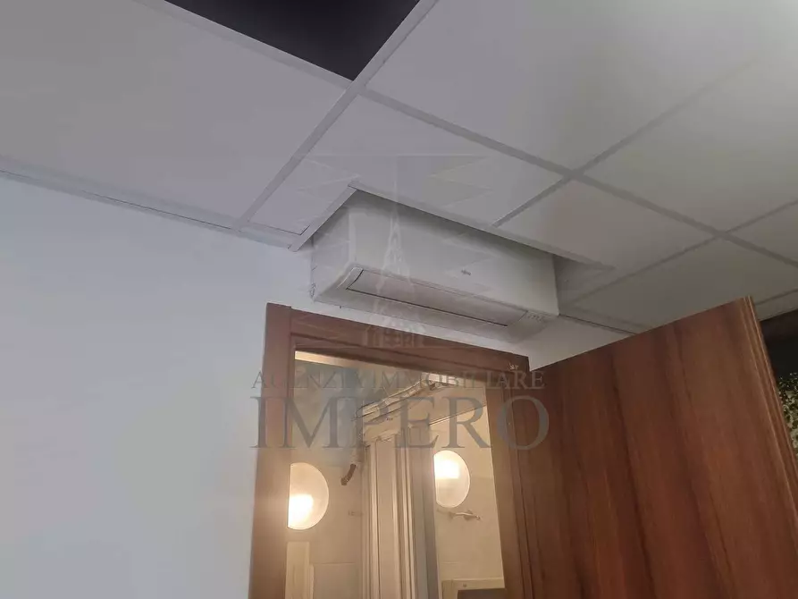 Immagine 8 di Locale commerciale in vendita  in Via San Secondo 35D a Ventimiglia