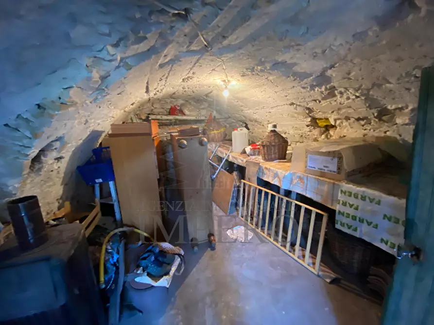 Immagine 16 di Pentalocale in vendita  in Via Serro Inferiore a Ventimiglia