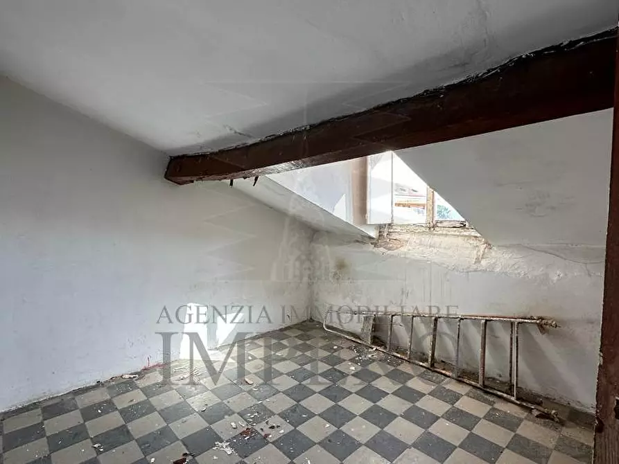 Immagine 14 di Quadrilocale in vendita  in Via Roma 18 a Ventimiglia