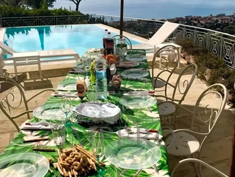 Immagine 19 di Villa in vendita  in Via Iride 155 a Bordighera