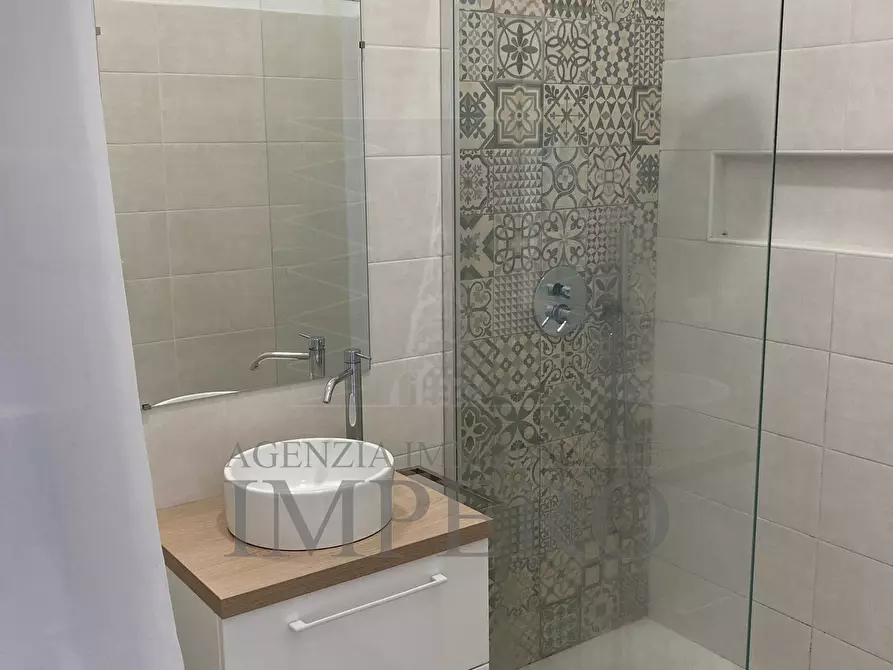 Immagine 6 di Quadrilocale in vendita  in Largo Torino 10 a Ventimiglia