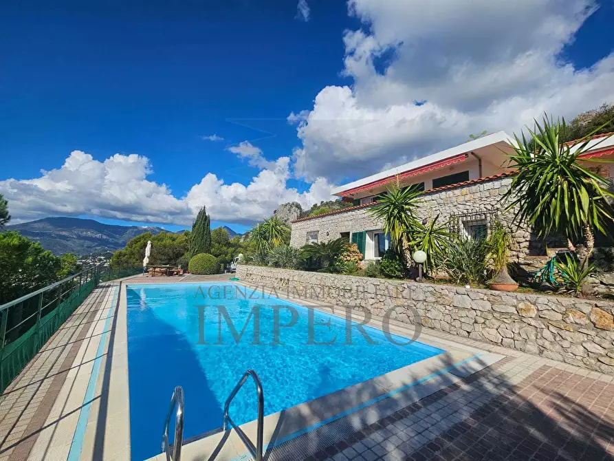 Immagine 39 di Villa in vendita  in Via Woronof a Ventimiglia