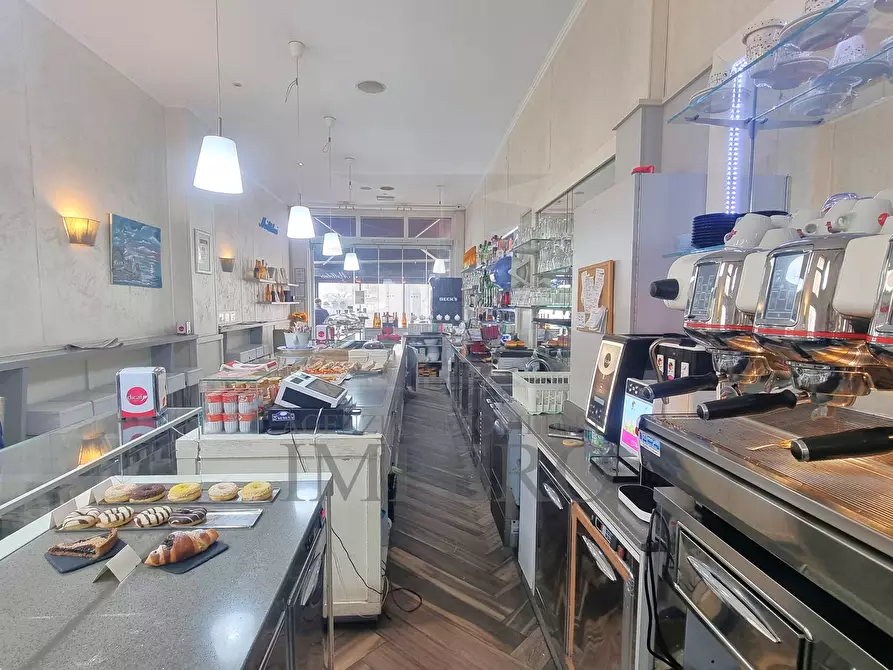 Immagine 4 di Bar / Ristorante in vendita  in Corso Italia 138 a Bordighera