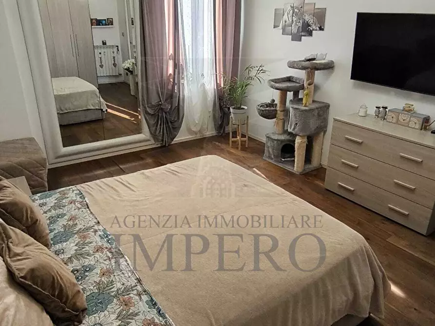 Immagine 15 di Pentalocale in vendita  in Via Tenda 4 a Ventimiglia