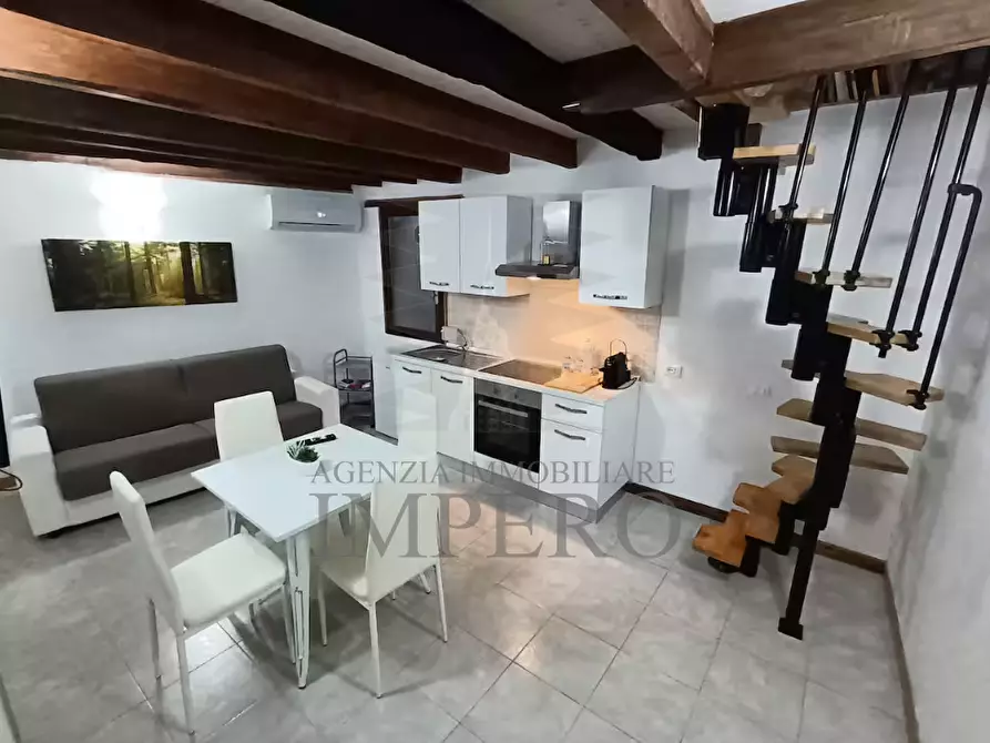 Immagine 1 di Bilocale in vendita  in Via San Bartolomeo 15a a Apricale