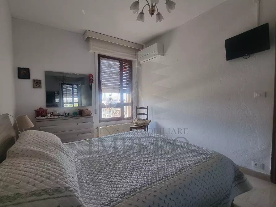Immagine 18 di Quadrilocale in vendita  in Via Cornelio Tacito 2 a Ventimiglia