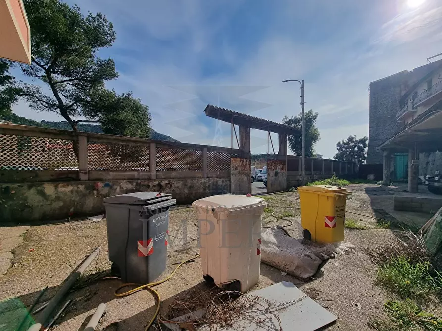 Immagine 8 di Magazzino in vendita  in Via Giovanni Trossarelli 14 a Ventimiglia