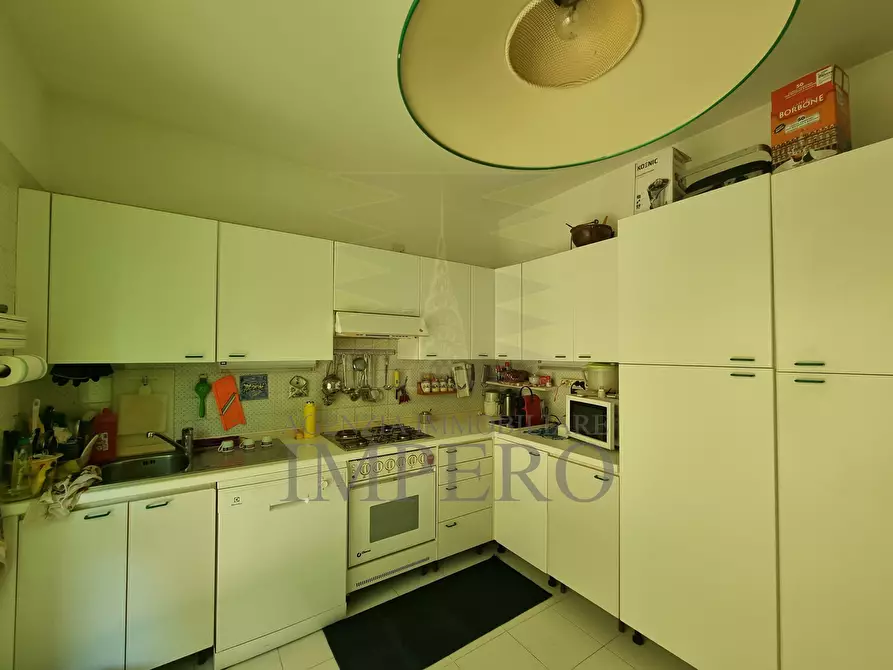 Immagine 13 di Pentalocale in vendita  in Via Romana 88 a Bordighera