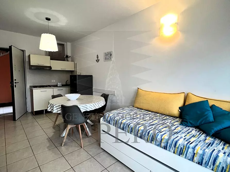 Immagine 26 di Bilocale in vendita  in Via degli Amici 19 a Bordighera