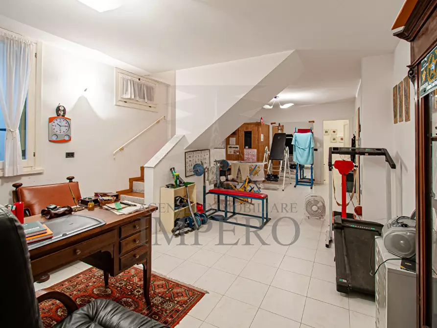 Immagine 7 di Pentalocale in vendita  in Via Romana 88 a Bordighera