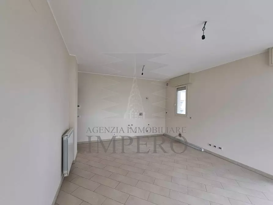 Immagine 5 di Bilocale in vendita  in passeggiata trento trieste 39 a Ventimiglia