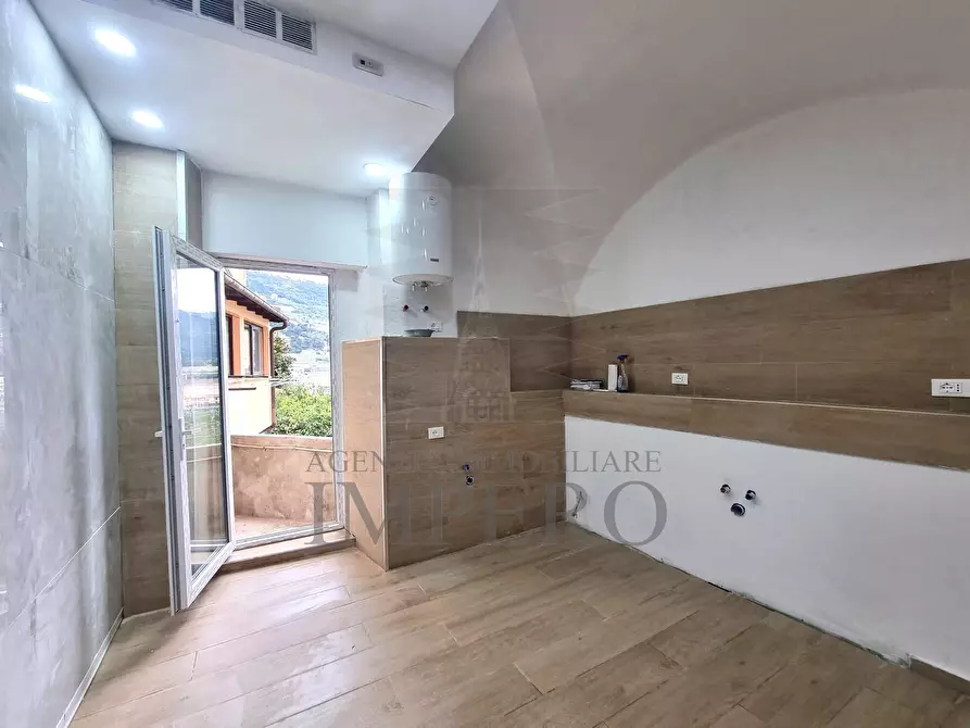 Immagine 5 di Bilocale in vendita  in Via Piemonte 32B a Ventimiglia