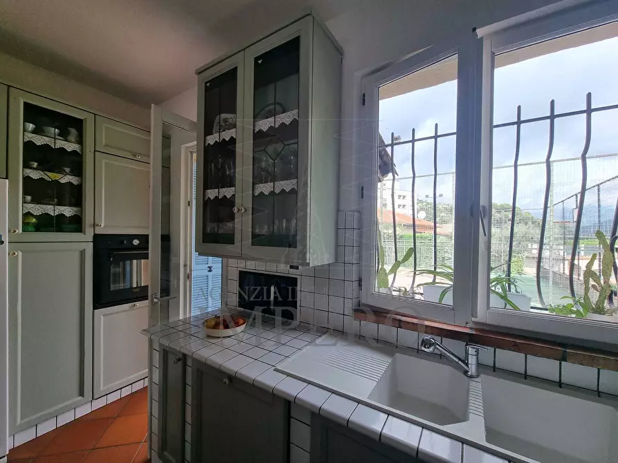 Immagine 32 di Villa in vendita  in Via Gallardi 63 a Ventimiglia