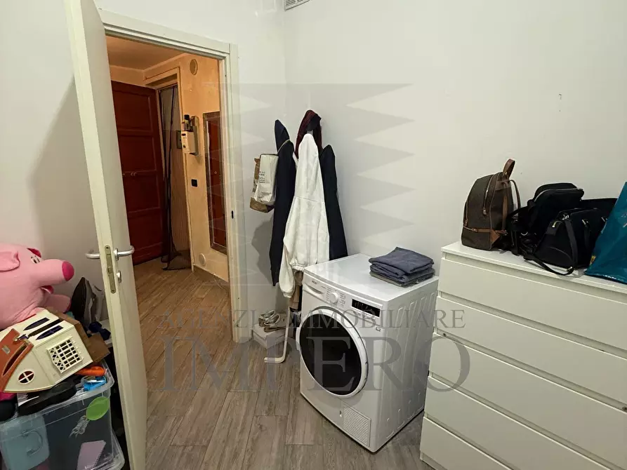 Immagine 17 di Trilocale in vendita  in Via Gallardi 12 a Ventimiglia