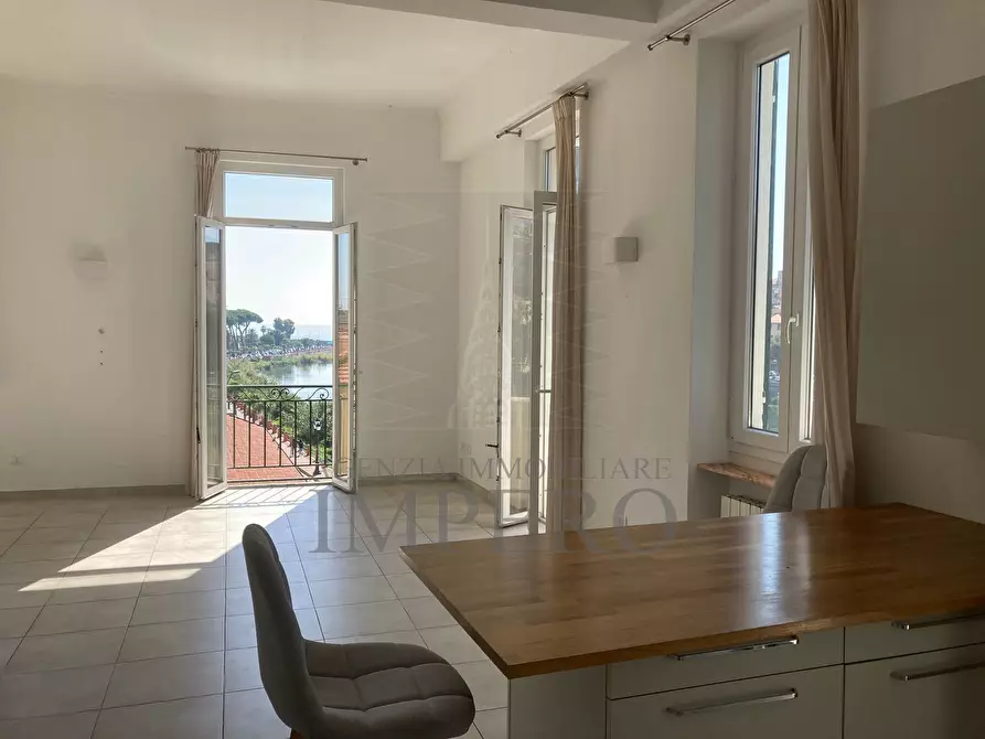 Immagine 3 di Quadrilocale in vendita  in Largo Torino 10 a Ventimiglia