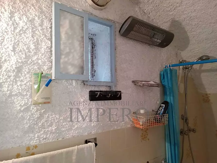 Immagine 6 di Monolocale in vendita  in Via G. Ughetto 3 a Ventimiglia