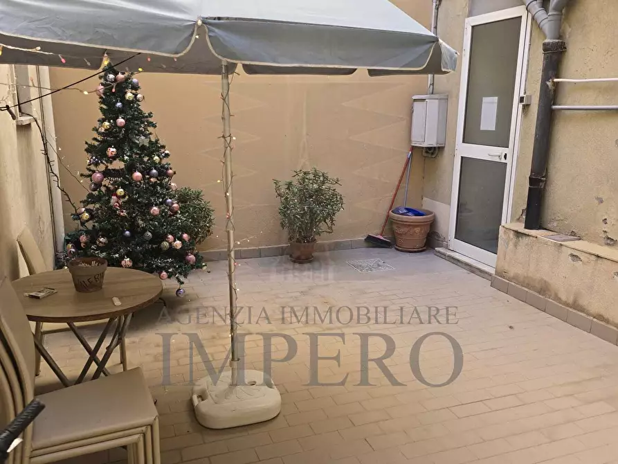 Immagine 1 di Trilocale in vendita  in Via Cavour 50 a Ventimiglia