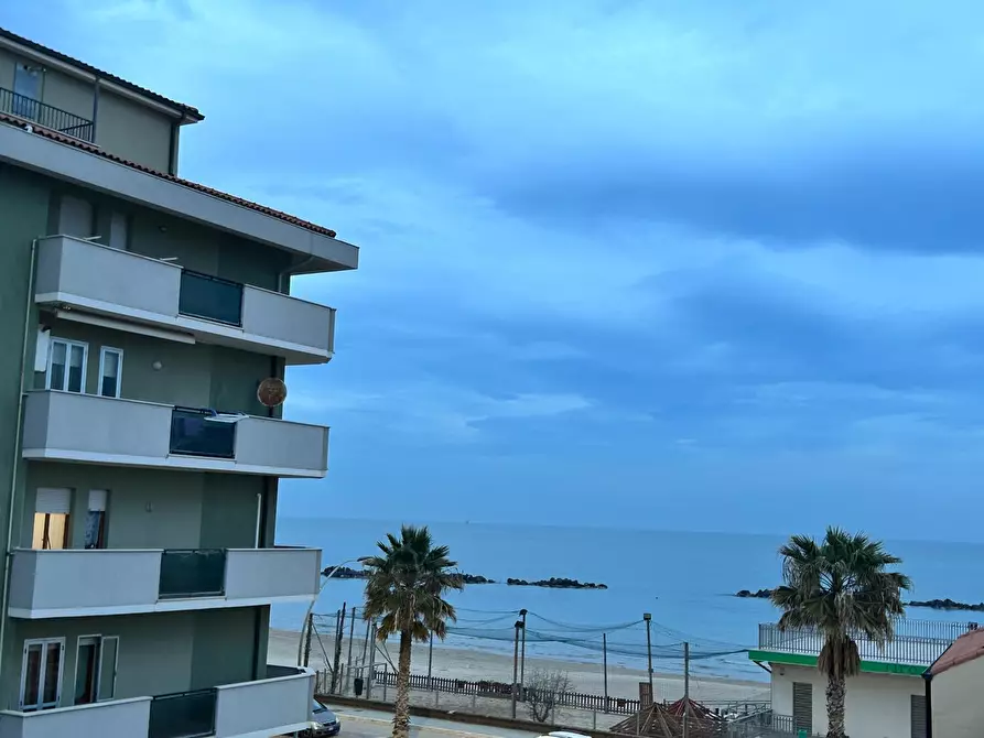 Immagine 34 di Pentalocale in affitto  in Viale Maiella 23/A a Francavilla Al Mare