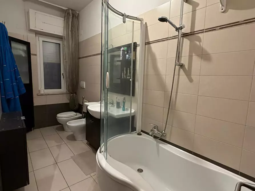 Immagine 16 di Trilocale in affitto  in VIALE MAIELLA a Francavilla Al Mare