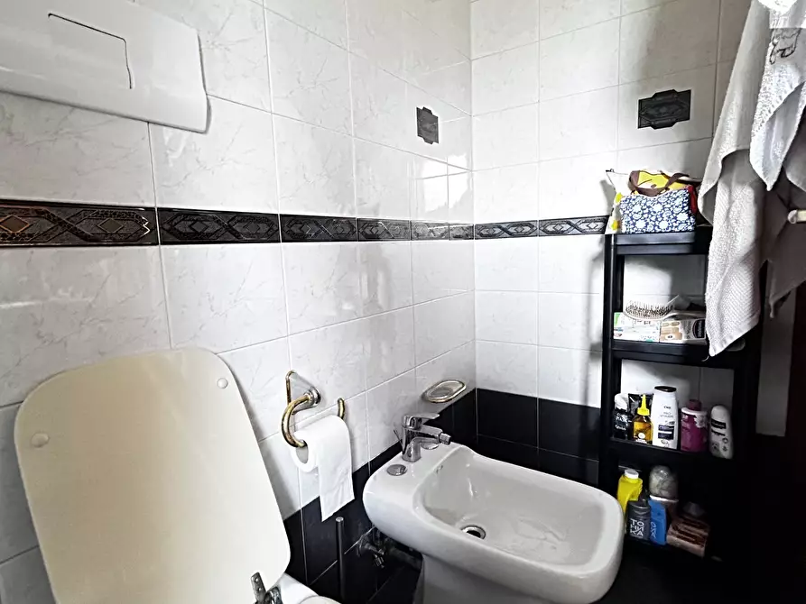 Immagine 10 di Pentalocale in vendita  in Viale Maiella 23/A a Francavilla Al Mare