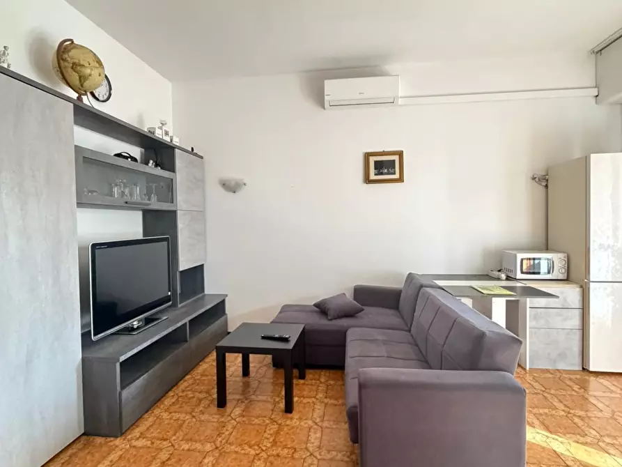 Immagine 1 di Trilocale in affitto  a Francavilla Al Mare