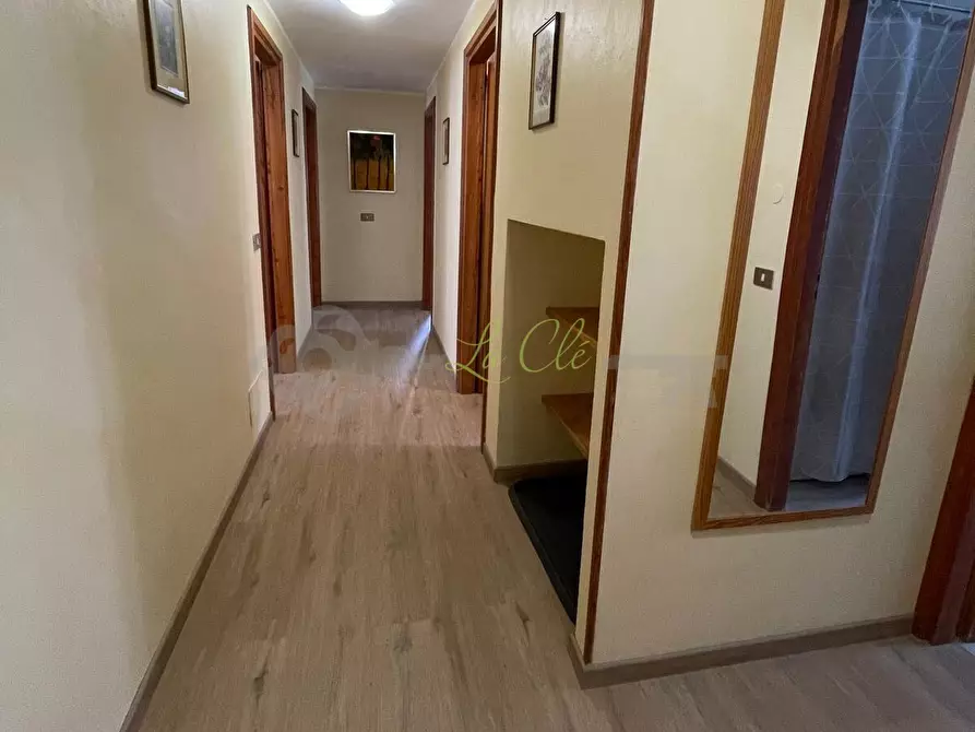 Immagine 23 di Quadrilocale in affitto  in Strada Plan Gorret a Courmayeur
