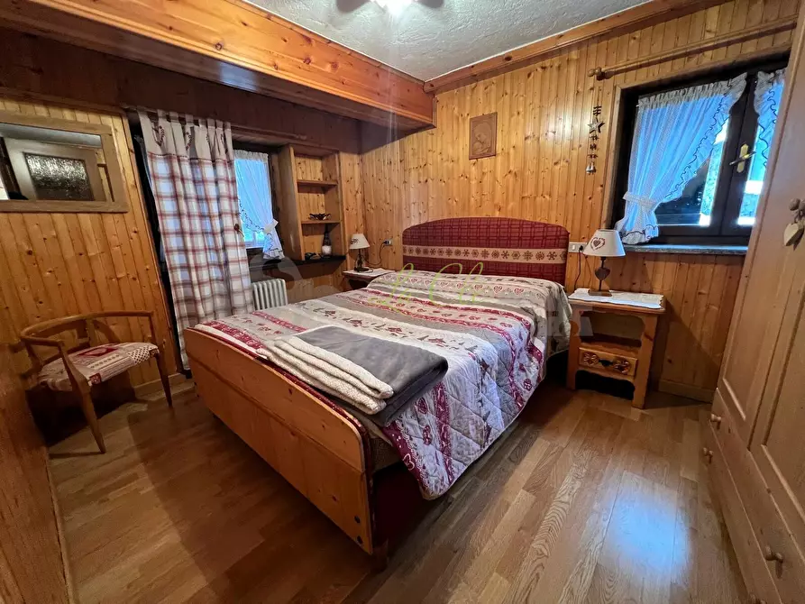 Immagine 6 di Trilocale in affitto  a Courmayeur