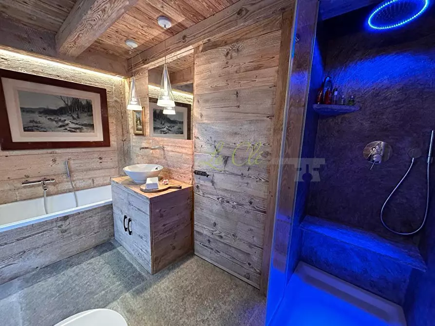 Immagine 16 di Loft/Open space in affitto  a Courmayeur