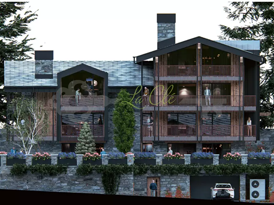 Immagine 3 di Quadrilocale in vendita  a Courmayeur