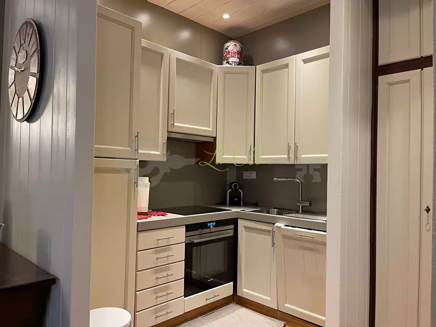 Immagine 13 di Trilocale in affitto  in Via Col Ferret 6 a Courmayeur