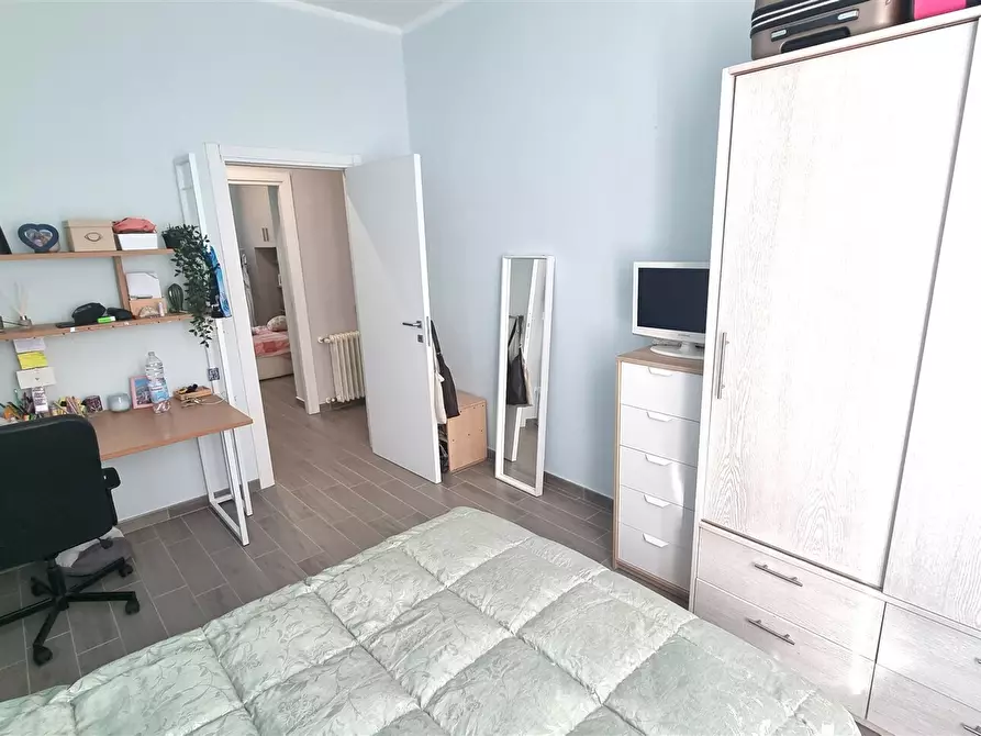 Immagine 17 di Quadrilocale in vendita  a Parma