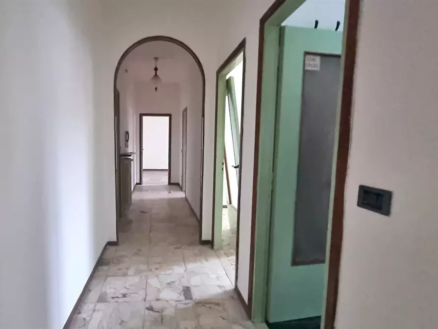 Immagine 1 di Trilocale in vendita  in Strada Cava in Vigatto 3 a Parma