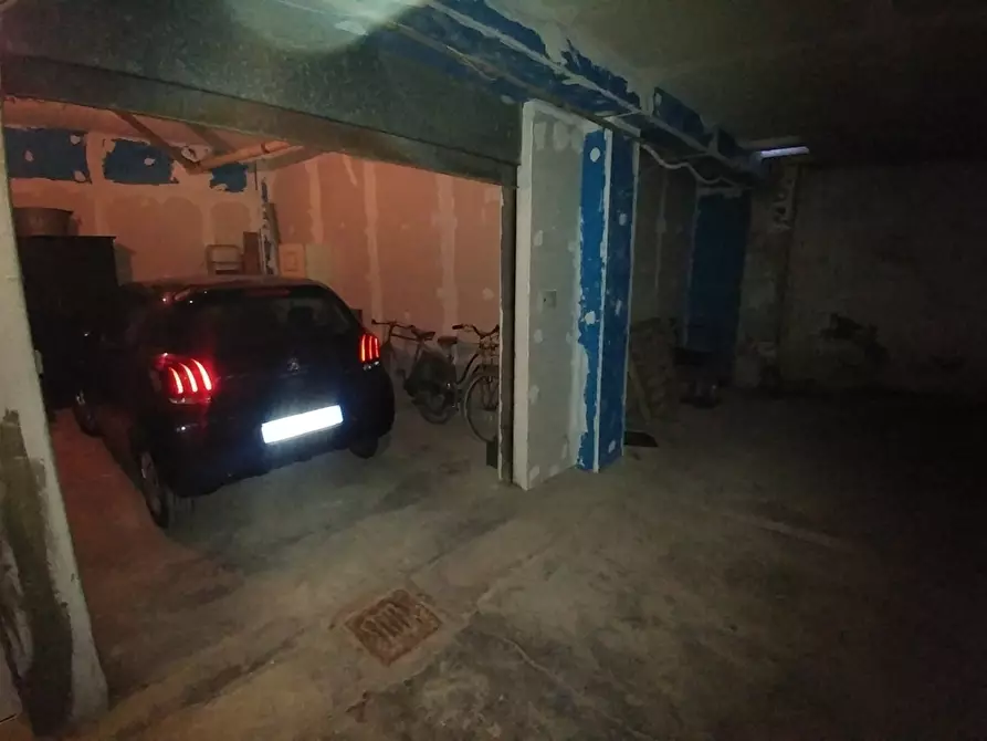 Immagine 30 di Quadrilocale in vendita  in Via Pietro Giardini 396 a Modena