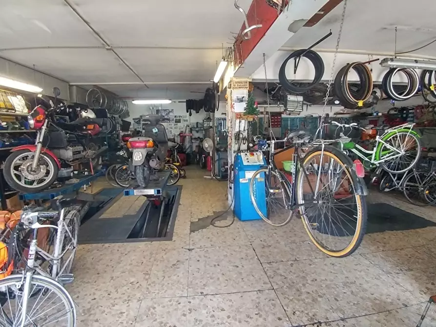 Immagine 5 di Capannone industriale in vendita  in Via Spotorno 67 a Modena