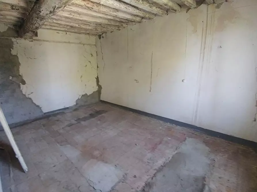 Immagine 13 di Rustico / casale in vendita  in Via Castello 45 a Monte San Pietro