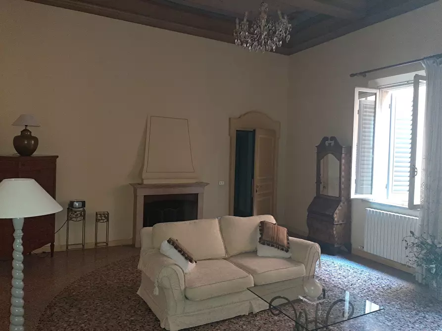 Immagine 1 di Bilocale in vendita  in Largo Porta Sant'Agostino 331 a Modena