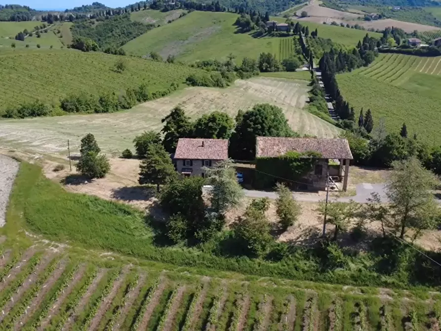 Immagine 1 di Rustico / casale in vendita  in Via Rio Monteorsello 548 a Valsamoggia