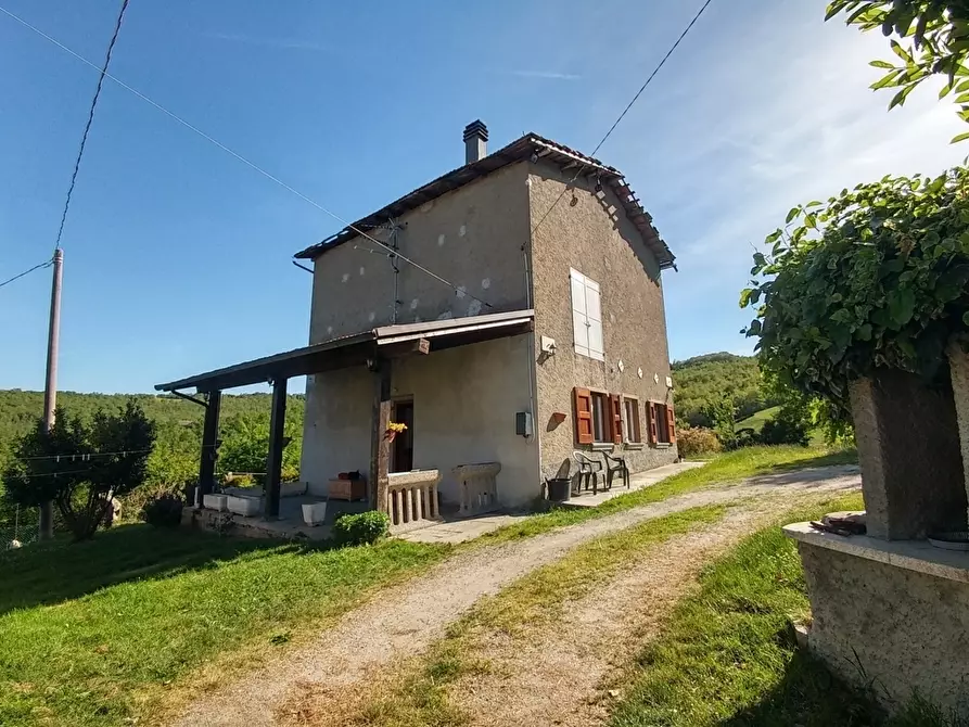 Immagine 2 di Casa indipendente in vendita  in Via Della Chiesa Vecchia 1658 a Valsamoggia