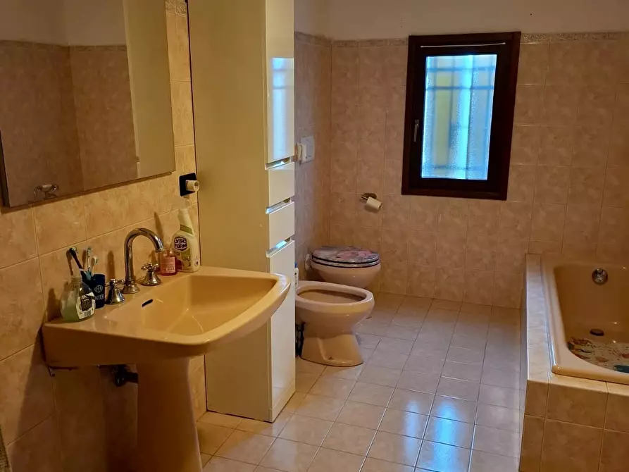 Immagine 20 di Casa bifamiliare in vendita  in via roma a Corbola