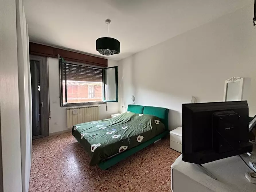 Immagine 10 di Porzione di casa in vendita  a Rovigo