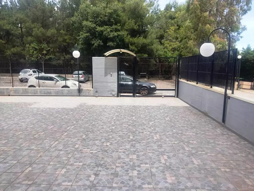 Immagine 3 di Trilocale in vendita  in Via Rocco di Cillo 1 a Bari